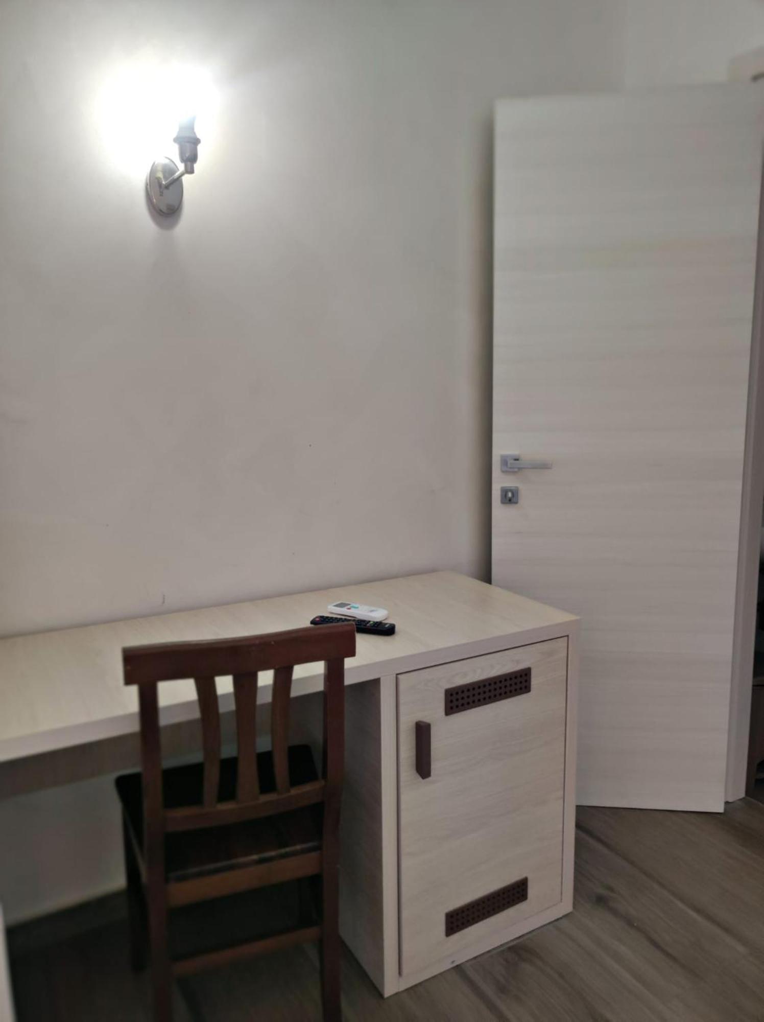 Hotel Holiday Foggia Eksteriør bilde