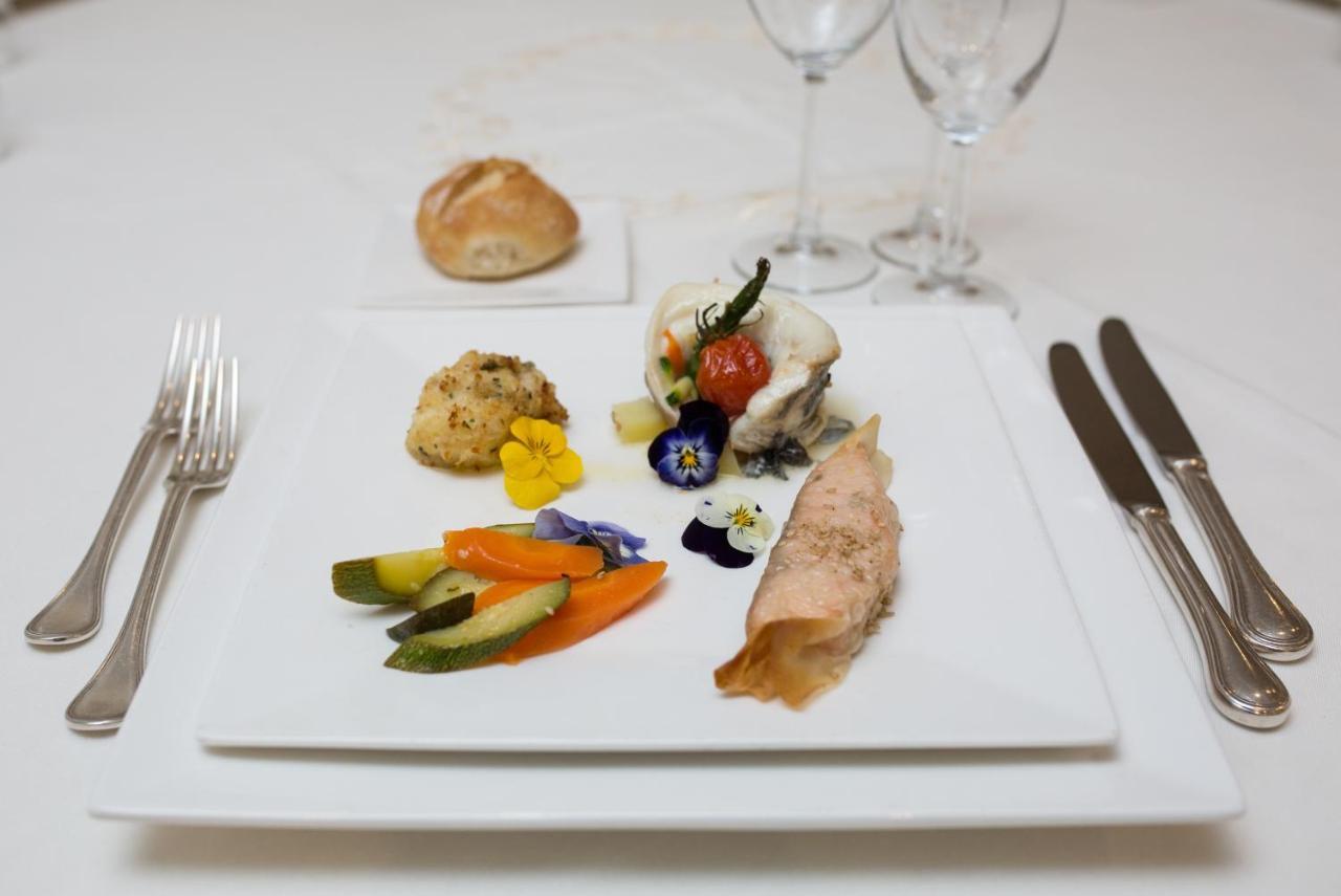 Hotel Holiday Foggia Eksteriør bilde